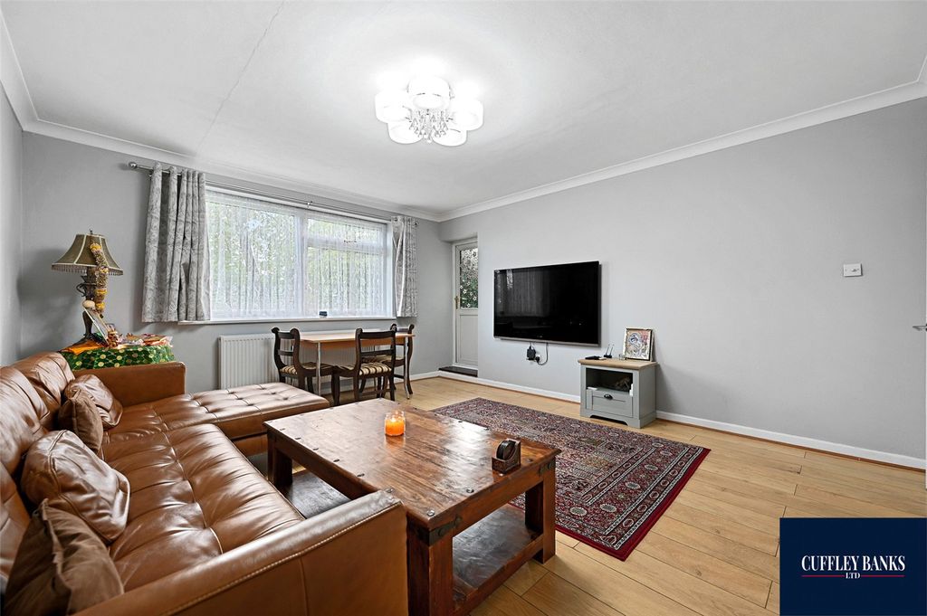 Property photo 1 of 8 Picture No. 01
