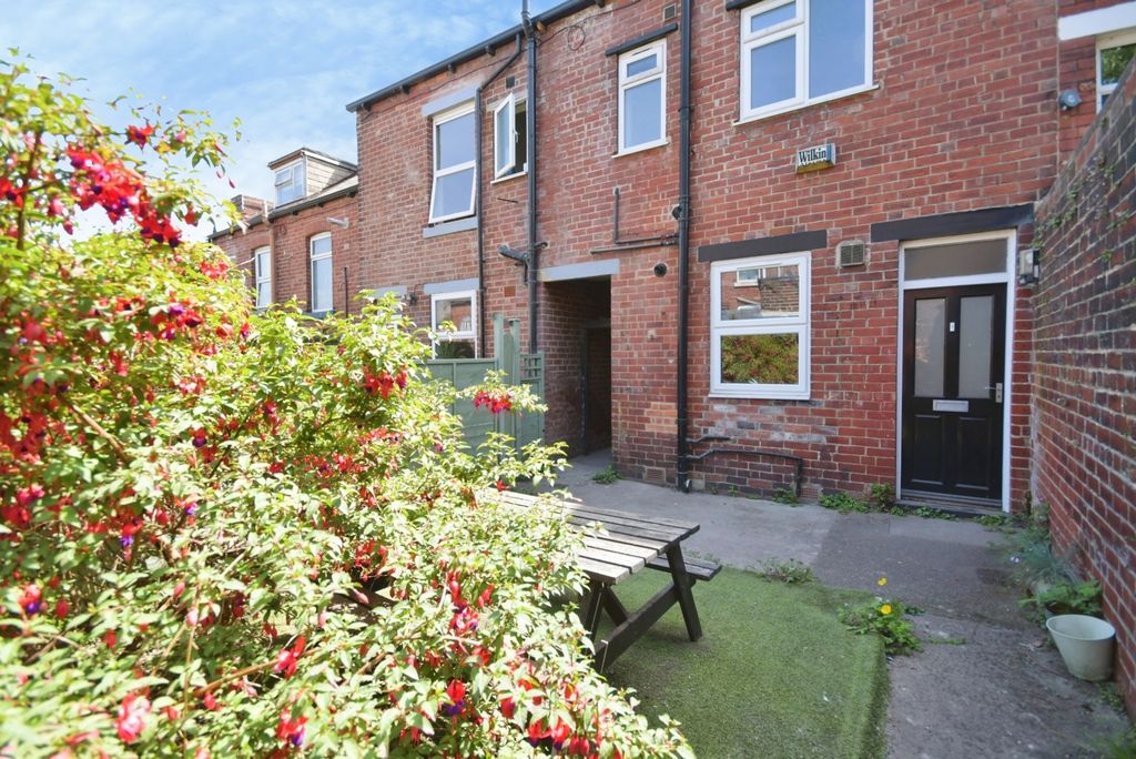 Property photo 2 of 21 Pbox-Img.Jpg