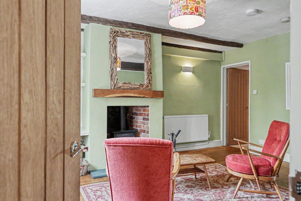 Property photo 2 of 13