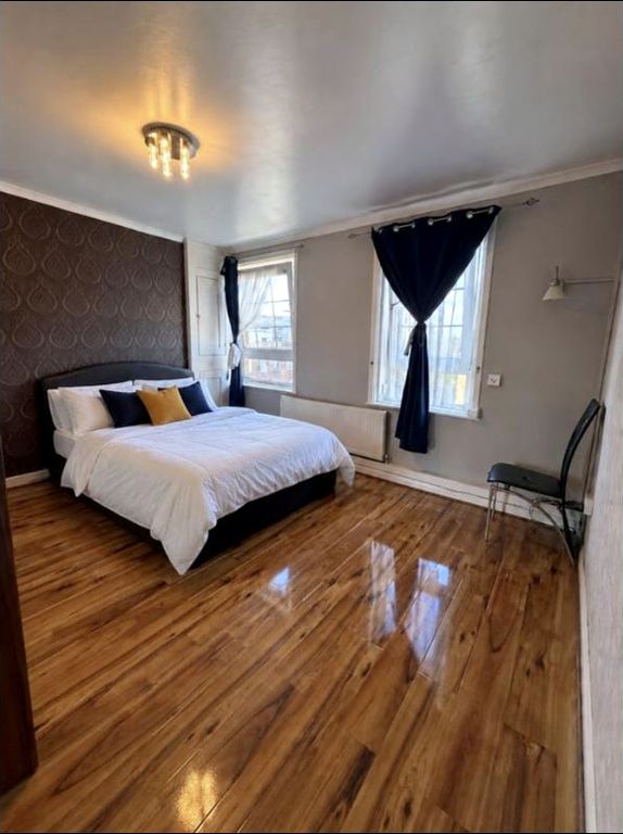 Property photo 2 of 4