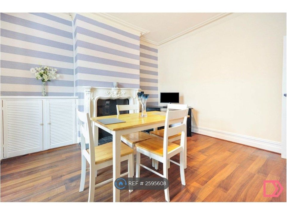 Property photo 2 of 8 Dining Room