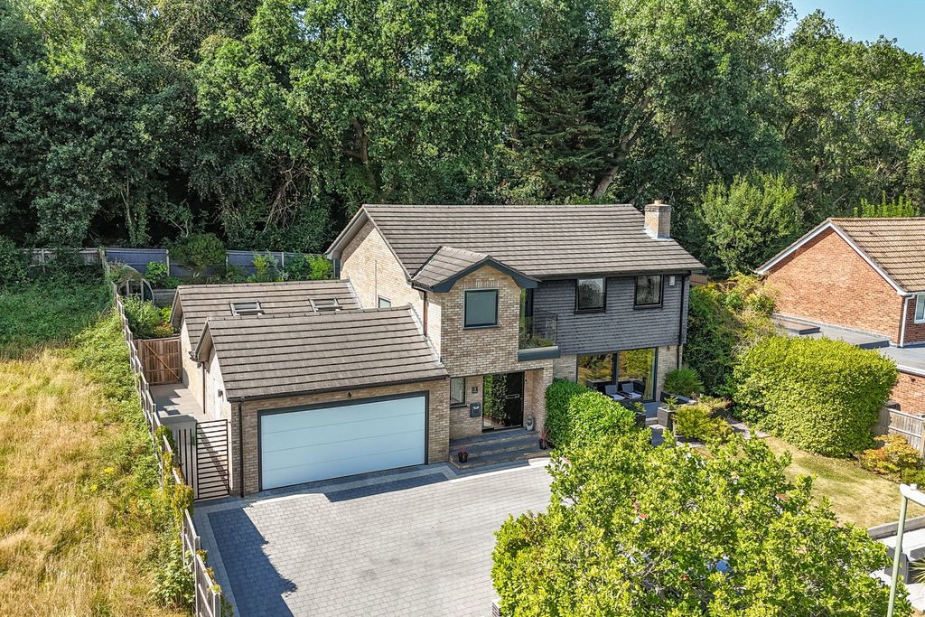 Property photo 1 of 47