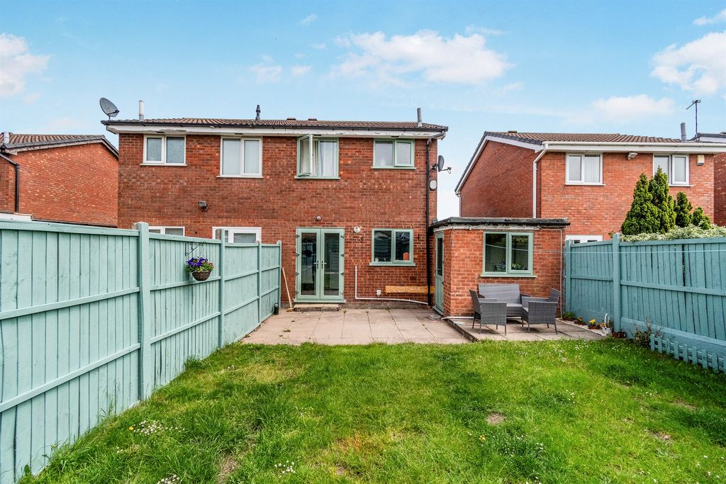 Property photo 2 of 14