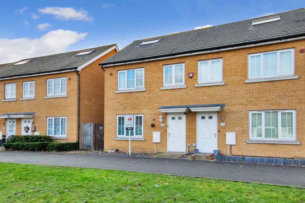 Property photo 1 of 14 External