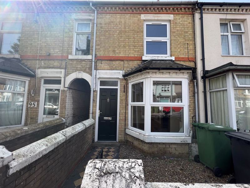 Property photo 2 of 18 Photo 3