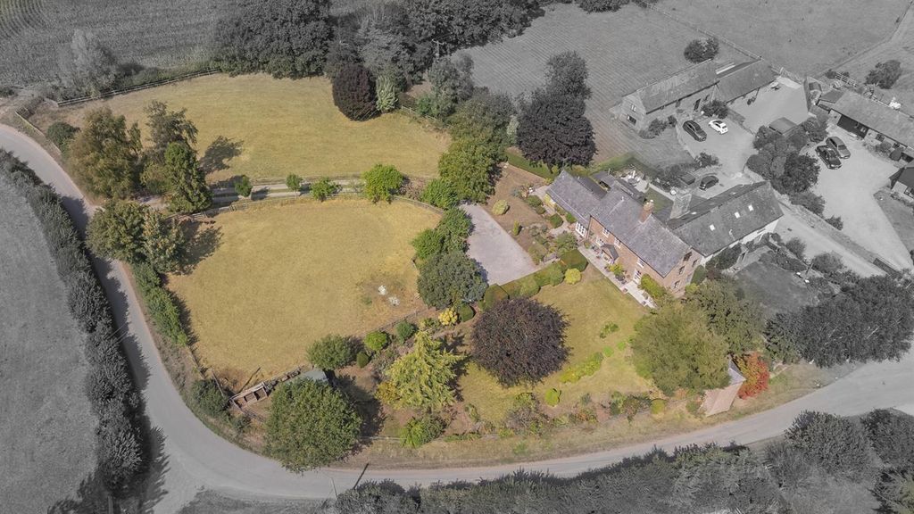 Property photo 2 of 23 Photo 3