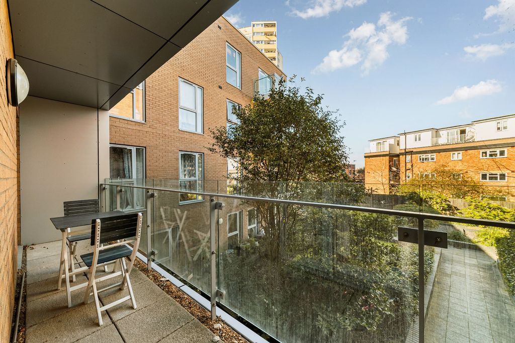 Property photo 3 of 9