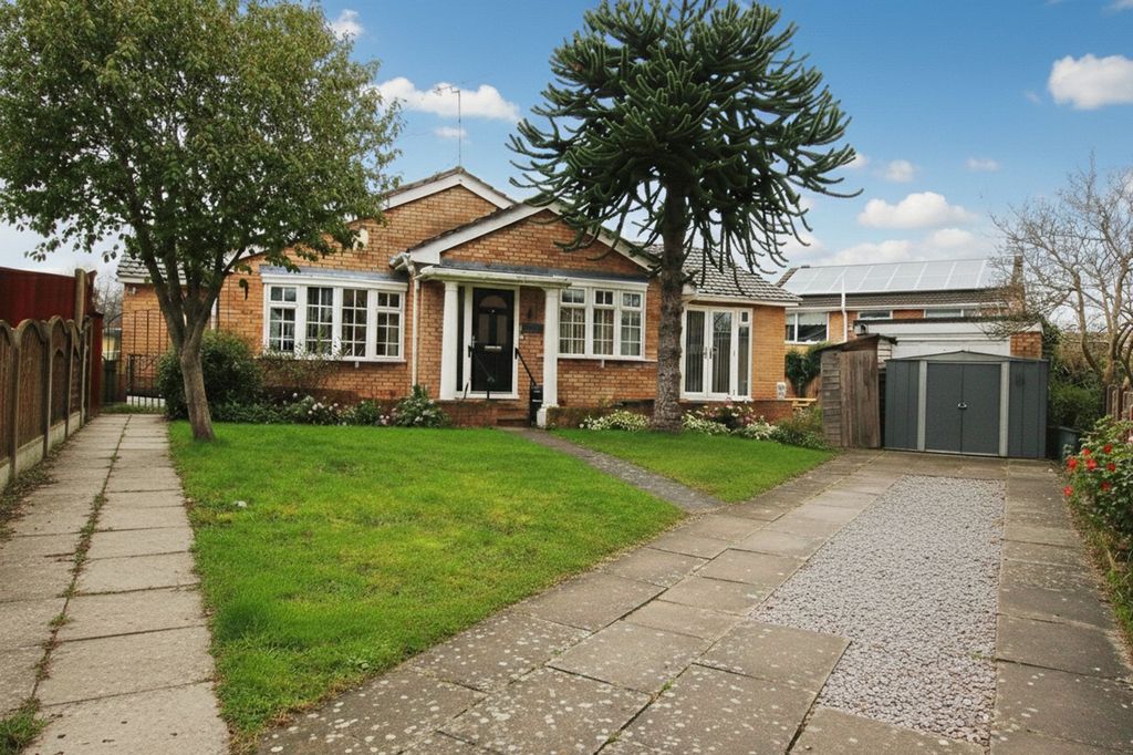 Property photo 1 of 19 Front