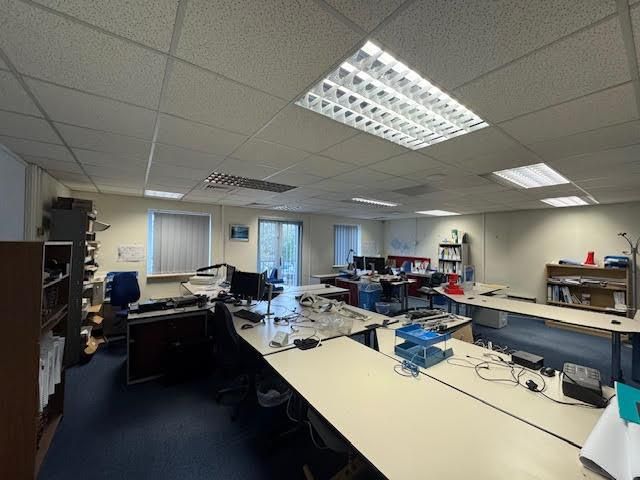 Property photo 3 of 6 Photo