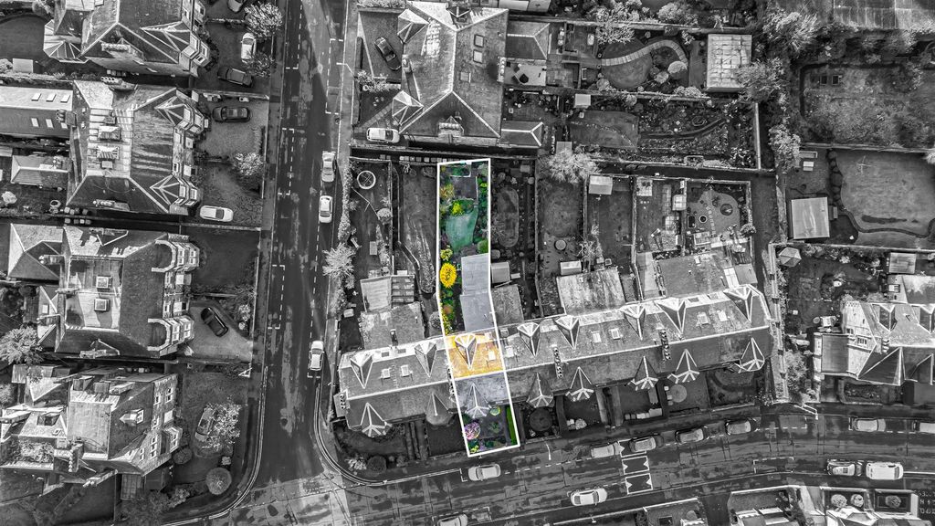 Property photo 3 of 28 Untitled (102 Of 1).Jpg