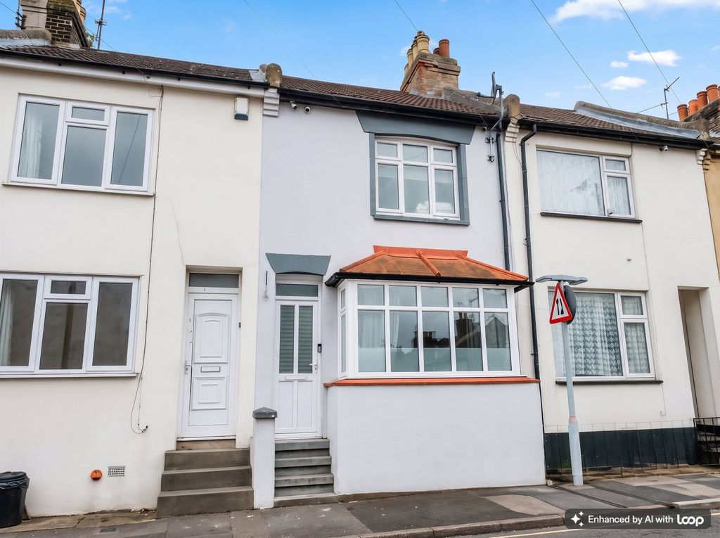 Property photo 1 of 34