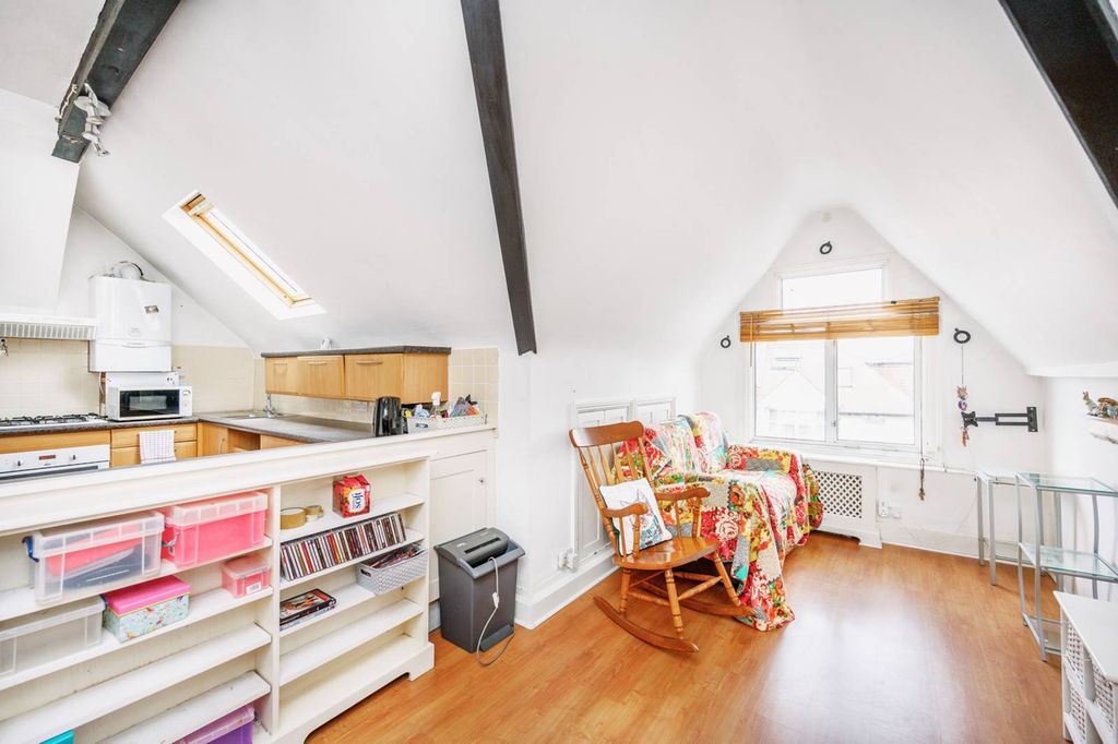 Property photo 1 of 5