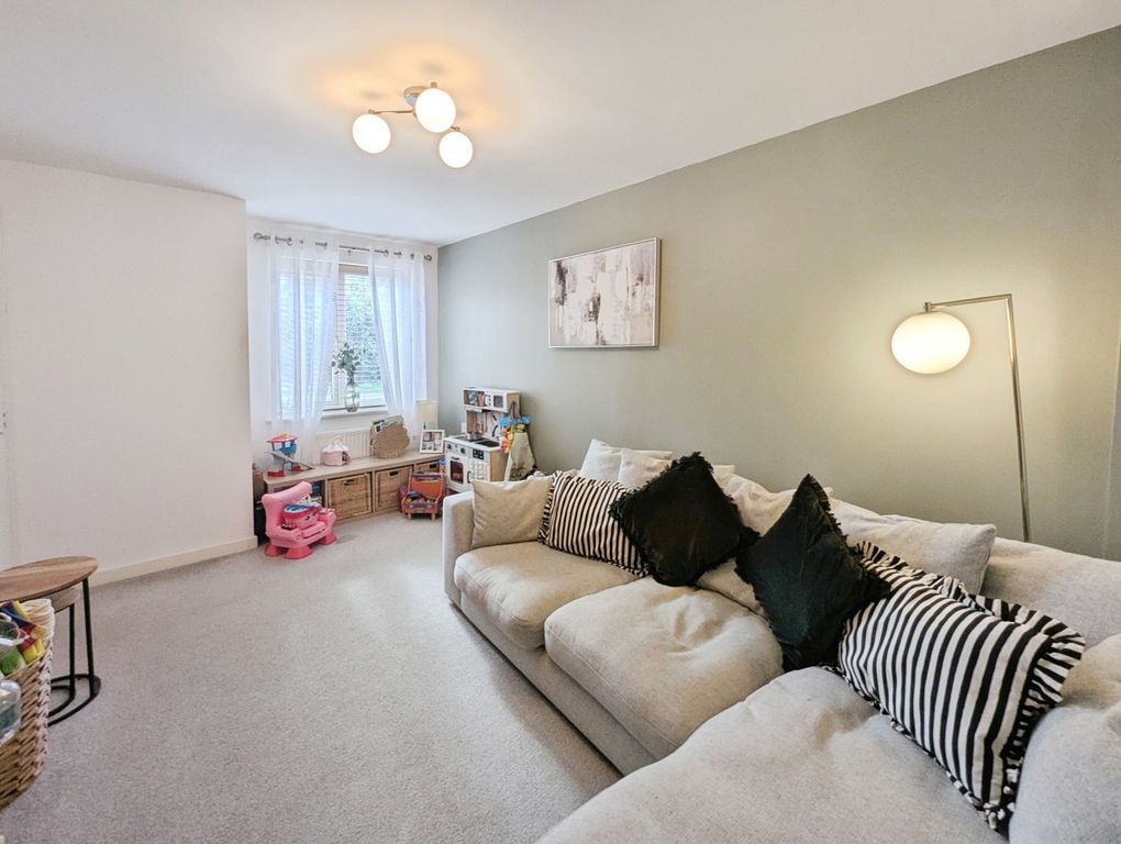 Property photo 2 of 18 Pbox-Img.Jpg