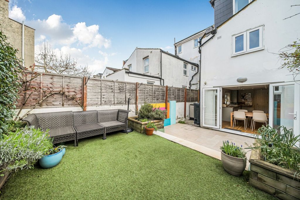 Property photo 3 of 13 Picture No. 67