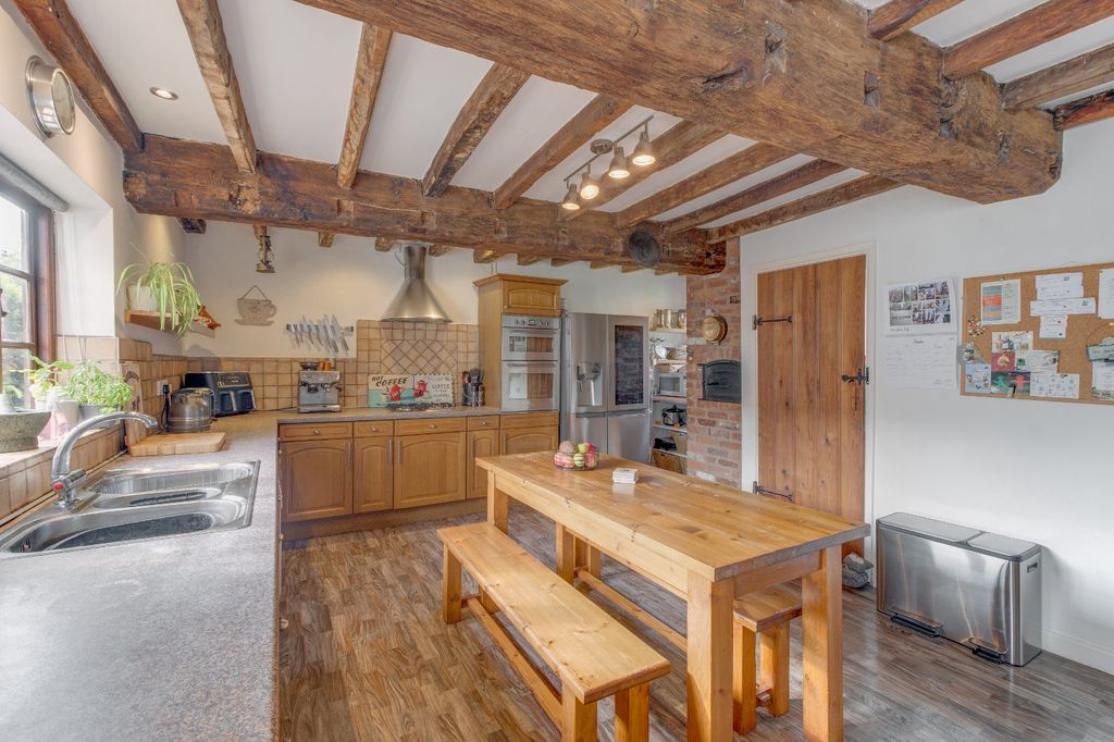 Property photo 3 of 25 Picture No. 09