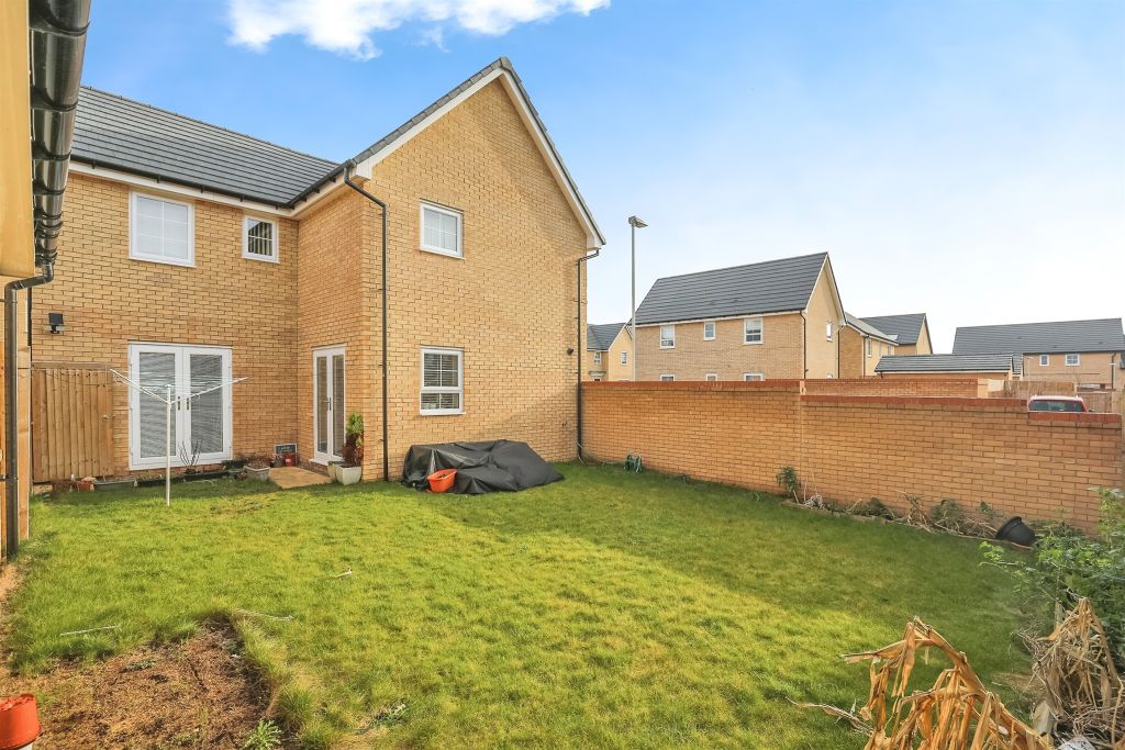 Property photo 2 of 12