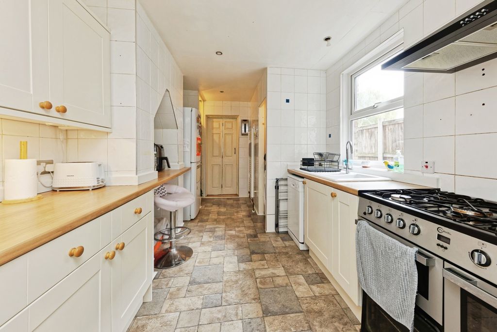 Property photo 2 of 18 Pbox-Img.Jpg