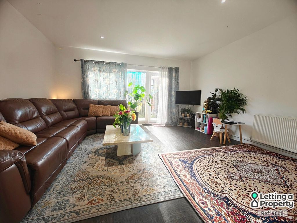 Property photo 1 of 27