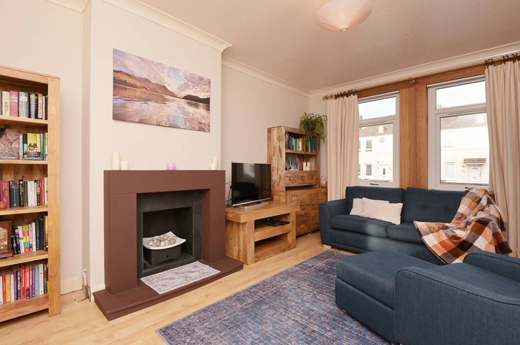 Property photo 2 of 22