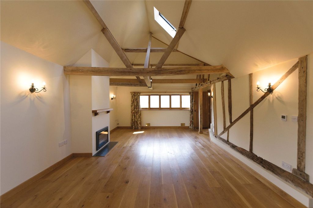 Property photo 3 of 10 Picture No. 03