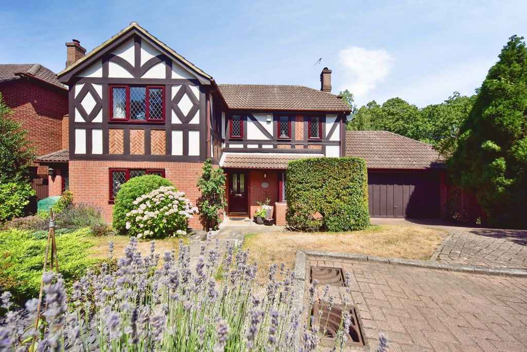 Property photo 1 of 24 Pbox-Img.Jpg
