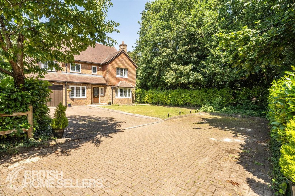 Property photo 1 of 25 Picture No. 12