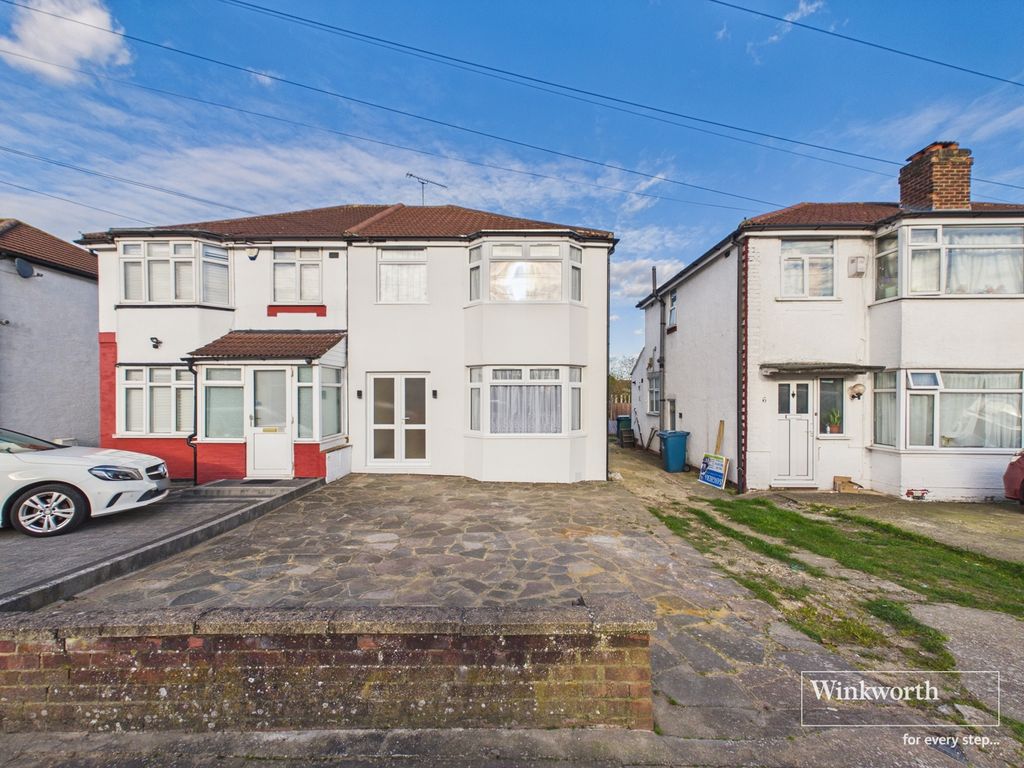 Property photo 1 of 9 Front