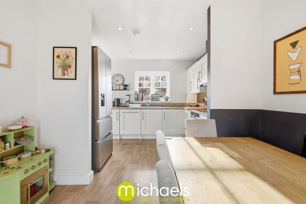 Property photo 3 of 20