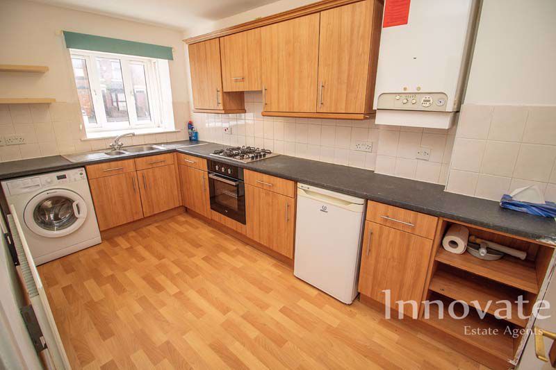 Property photo 3 of 12 Photo 2