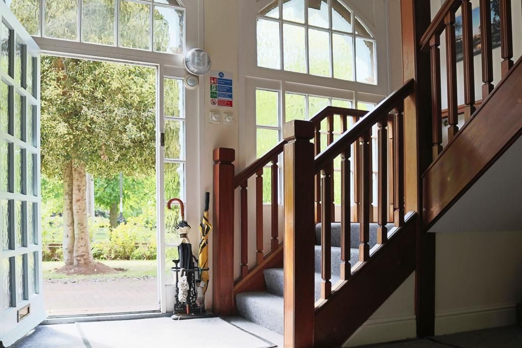 Property photo 2 of 26