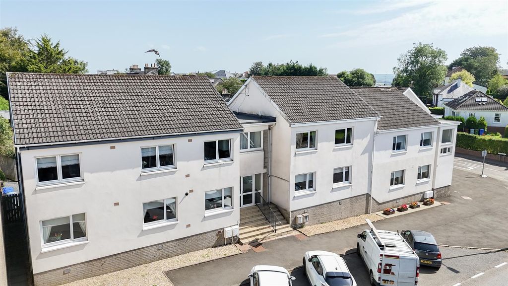 Property photo 1 of 18 External