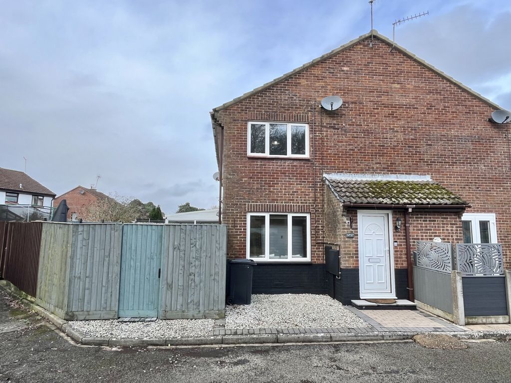 Property photo 2 of 11