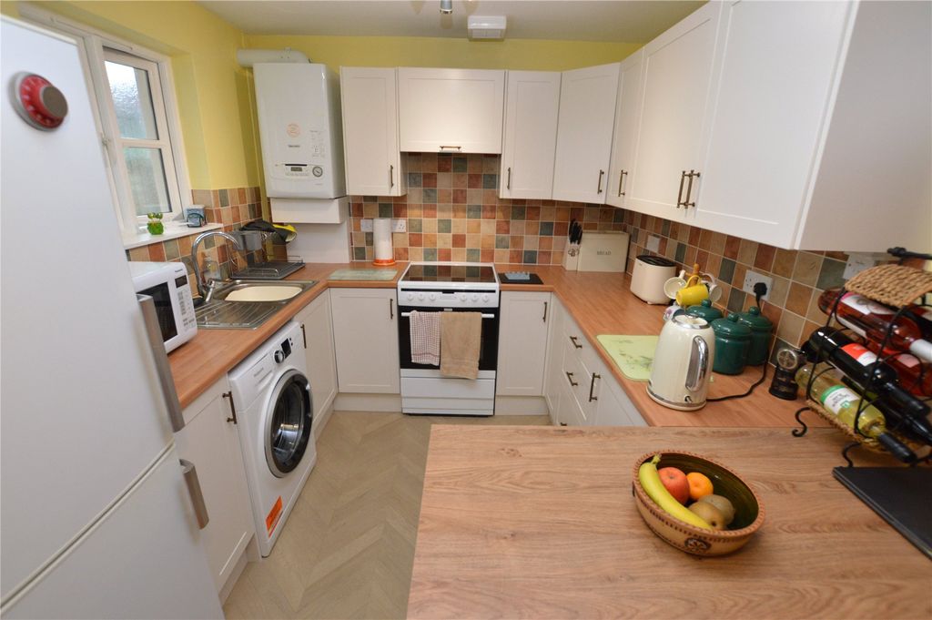 Property photo 3 of 14 Picture No. 12