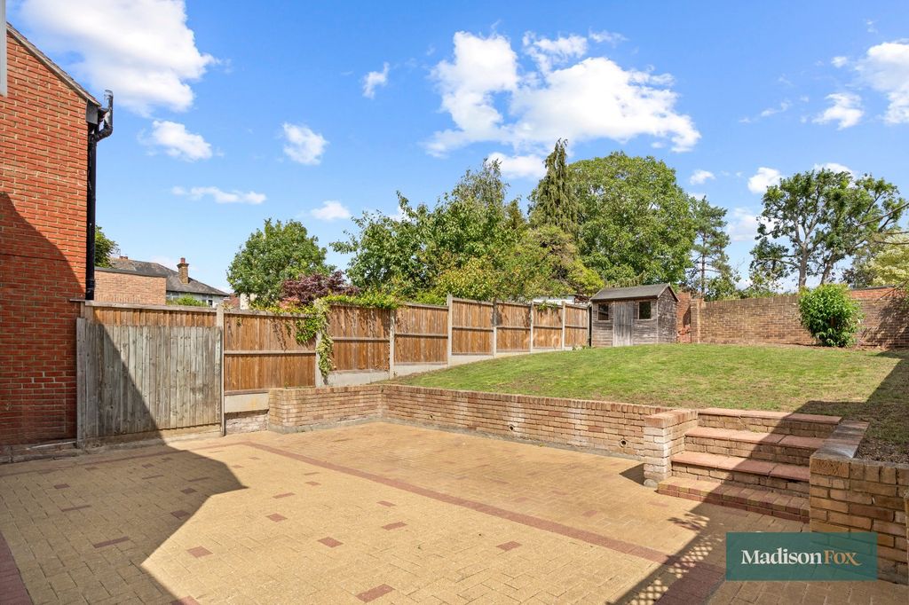 Property photo 3 of 31 Picture No. 19