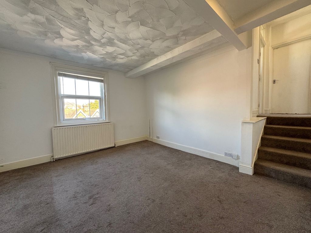 Property photo 2 of 9 Living Room