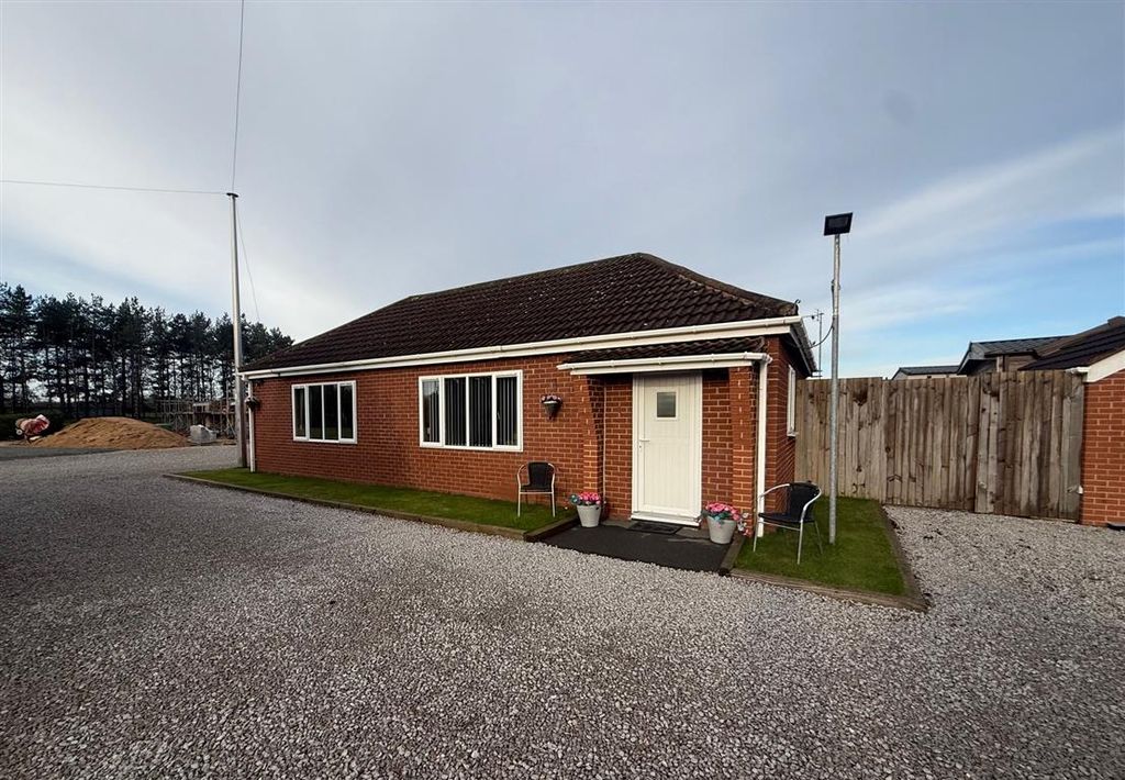 Property photo 1 of 8 Front