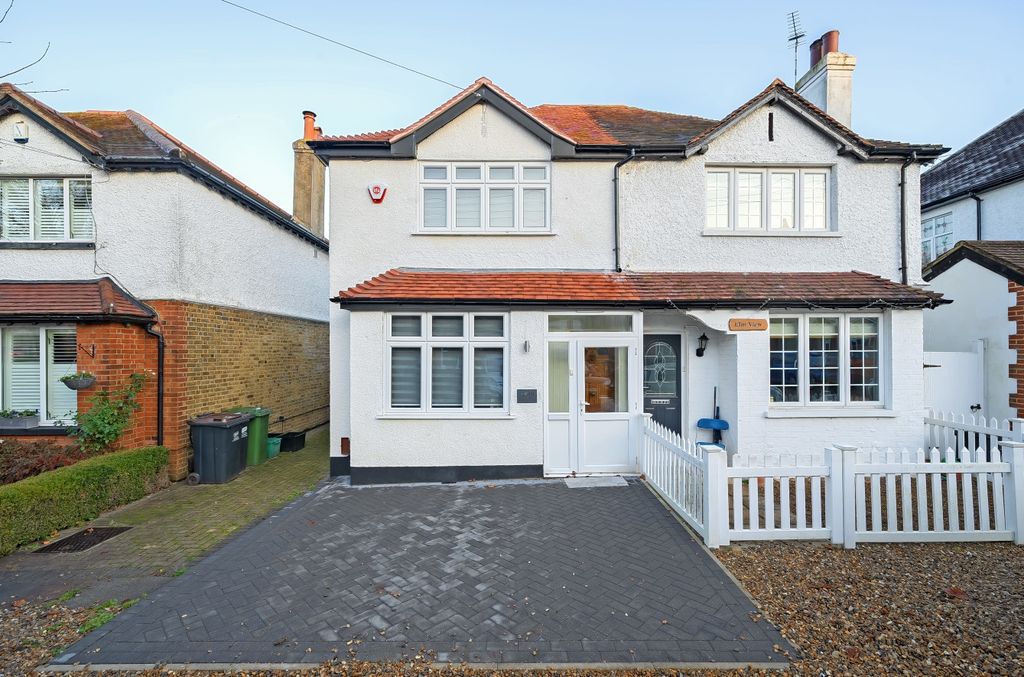 Property photo 1 of 22 External