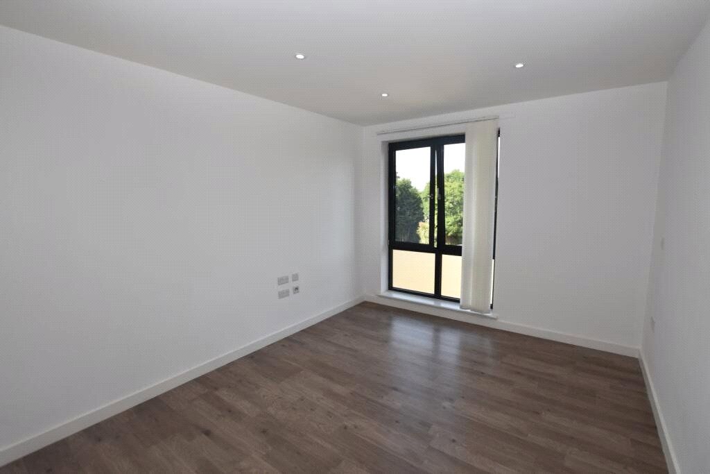 Property photo 3 of 5 Picture No. 04