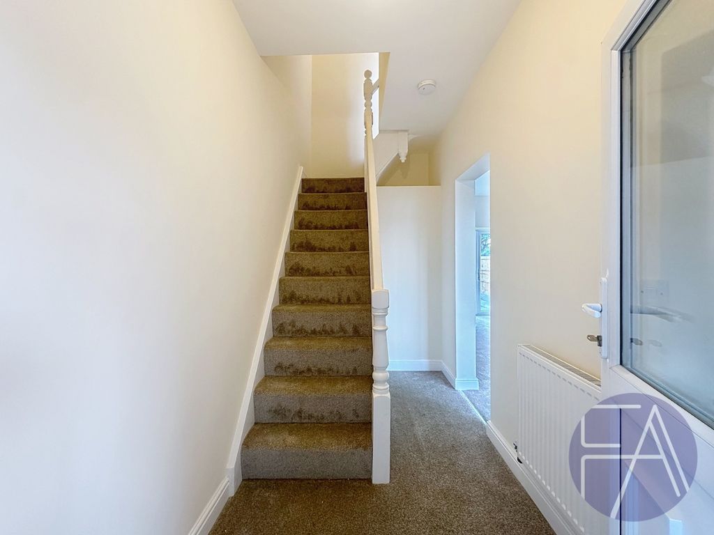 Property photo 3 of 34 4551393