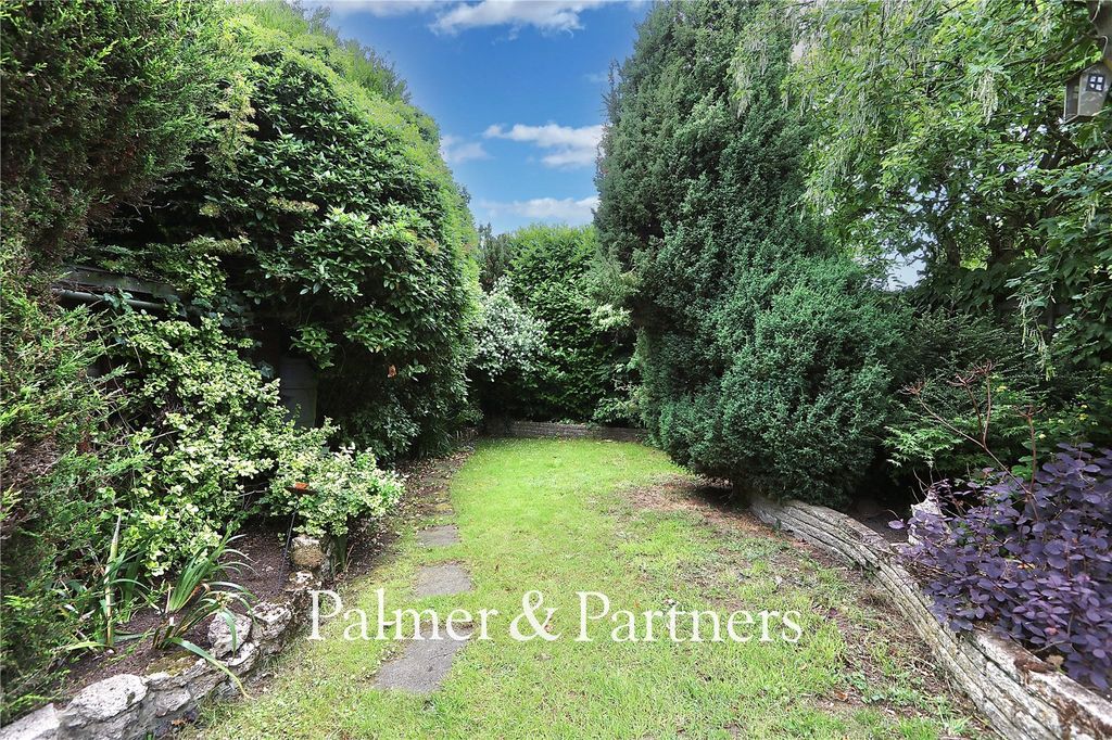 Property photo 3 of 23 Picture No. 02
