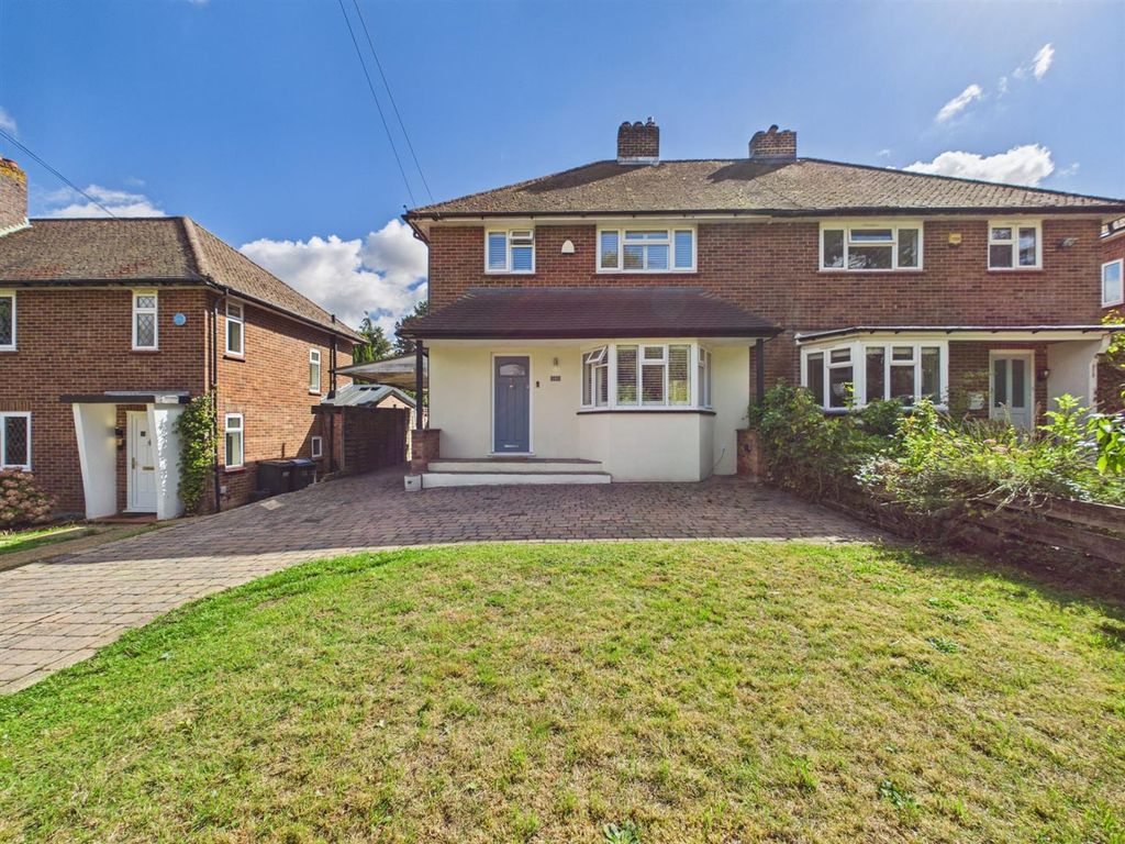 Property photo 1 of 18 Cam01563G0-Pr0327-Still016.Jpg