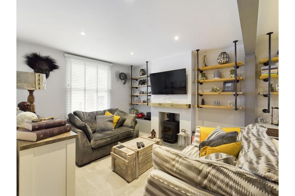 Property photo 2 of 16 Living Area