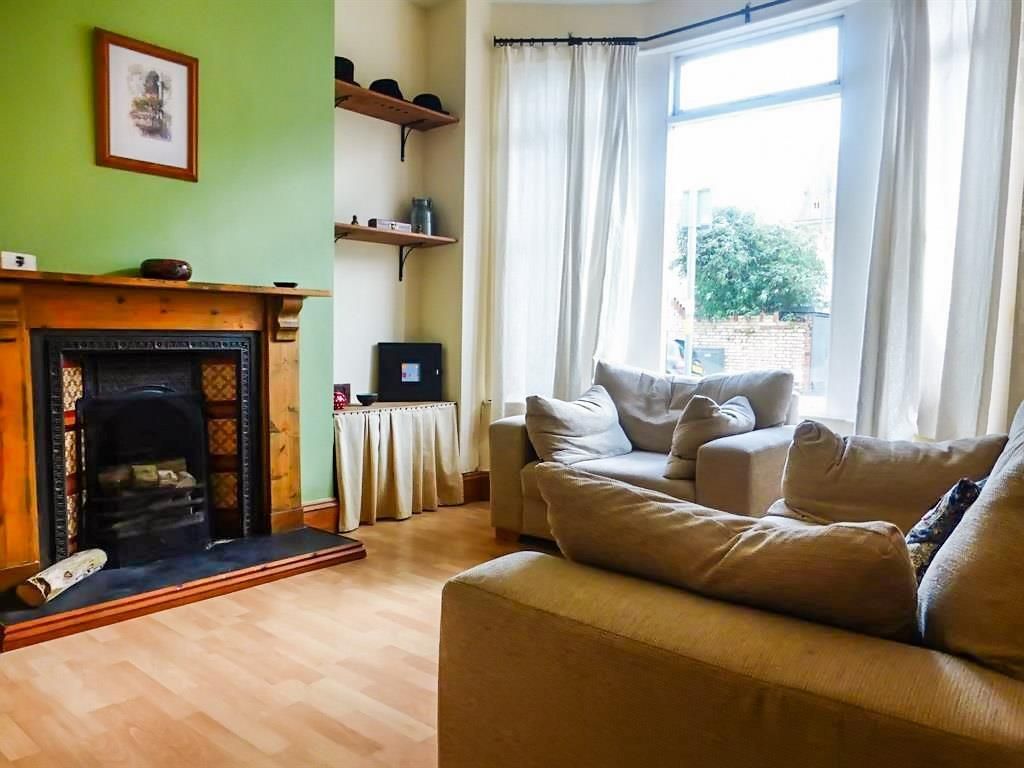 Property photo 3 of 8 Living Room