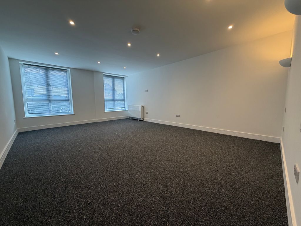 Property photo 1 of 4
