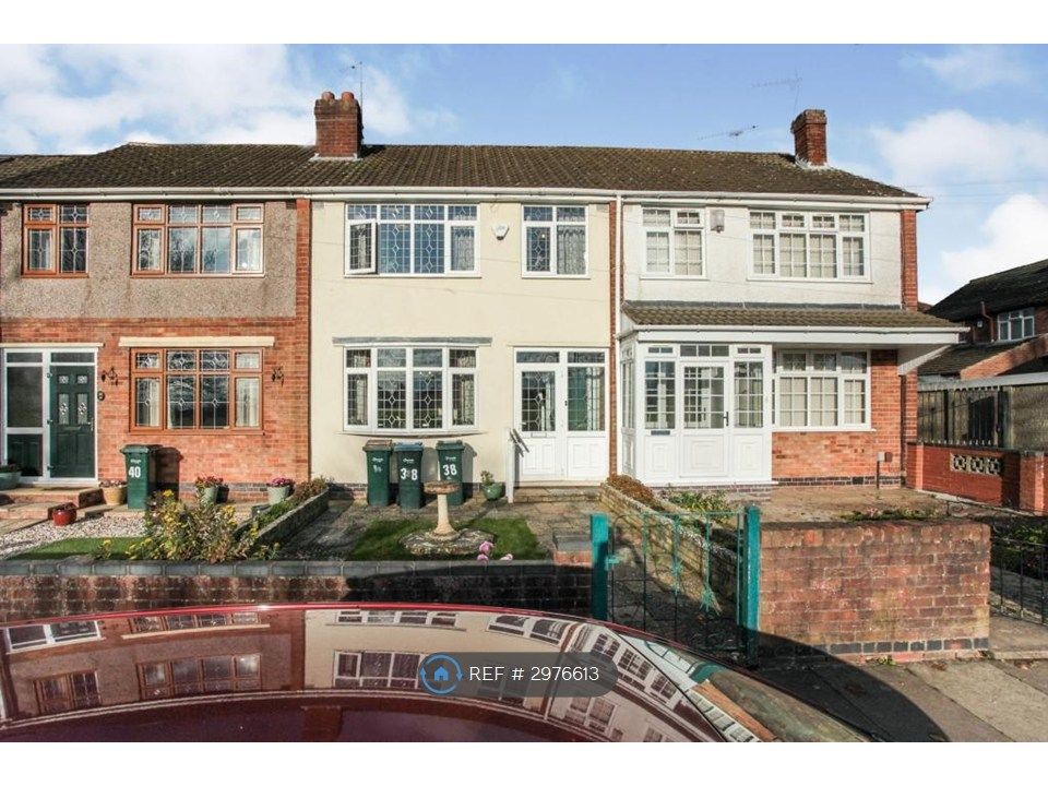 Property photo 1 of 23 White Terraced House