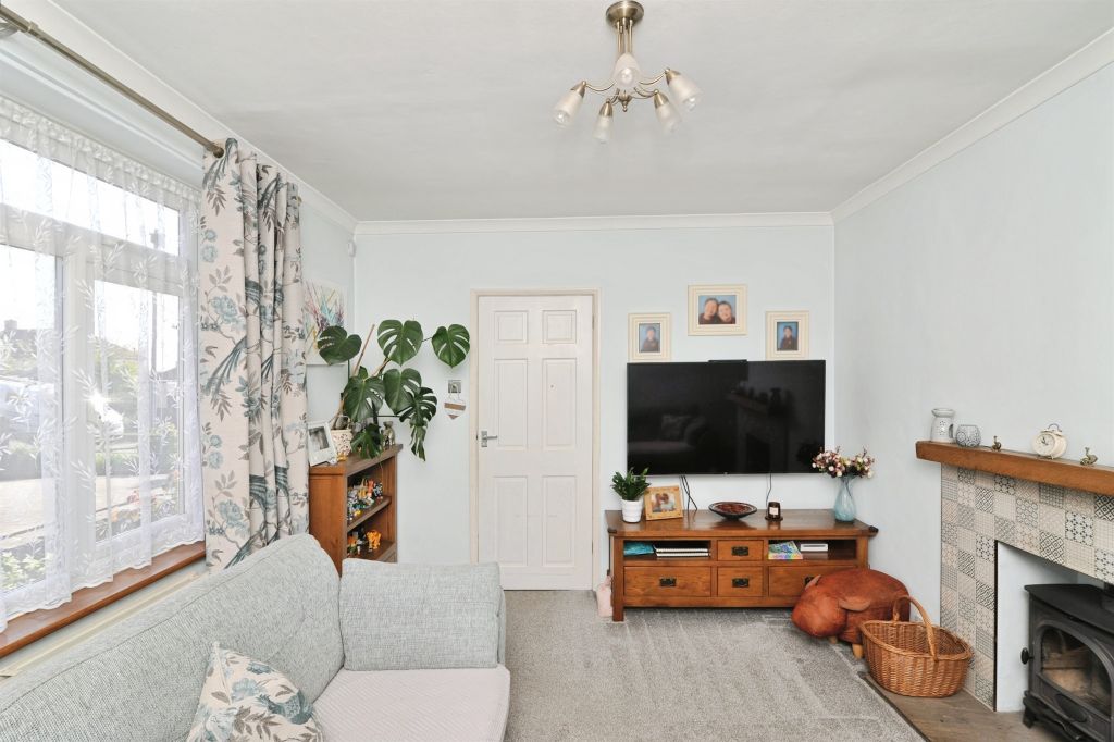 Property photo 2 of 16