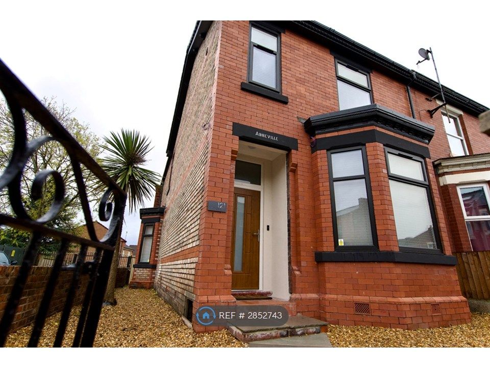 Property photo 1 of 18 Front