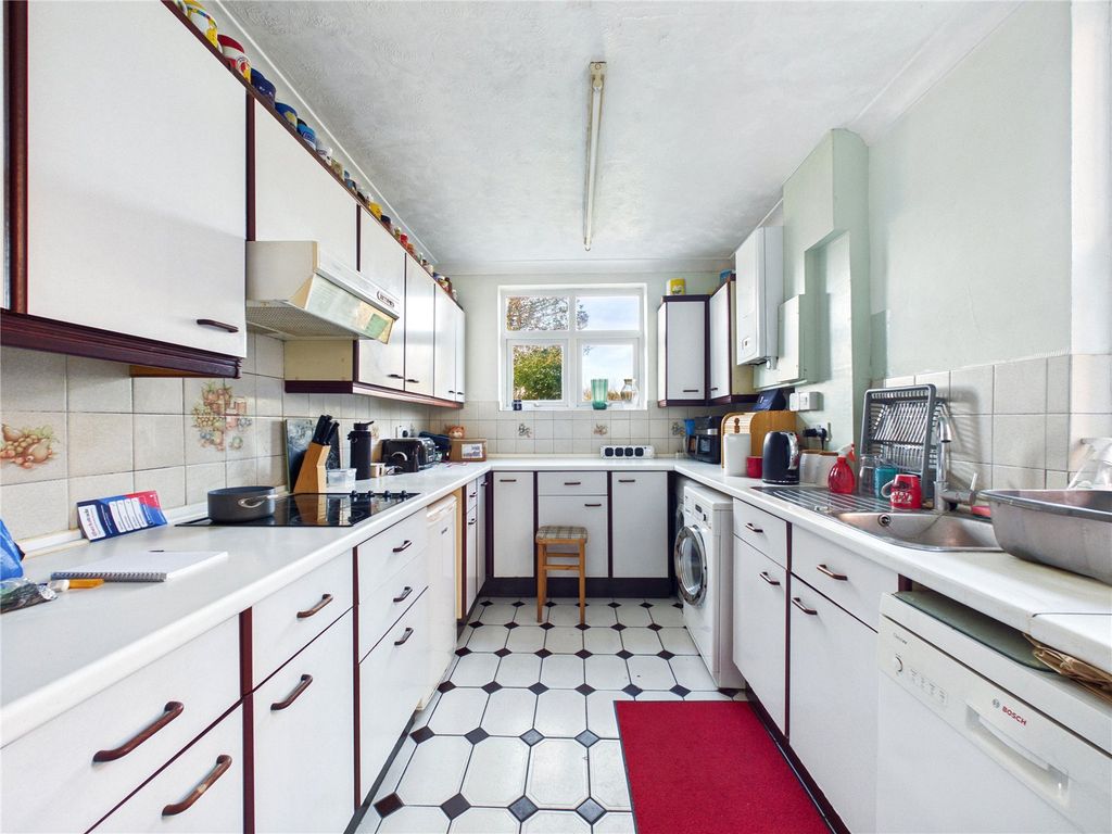 Property photo 2 of 10 Picture No. 03