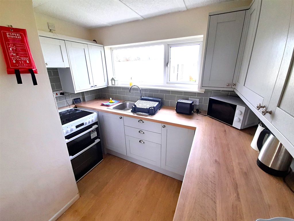 Property photo 2 of 9 Picture No. 08