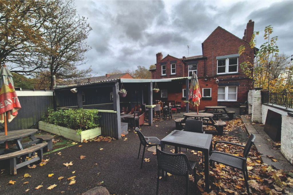 Property photo 2 of 20 The Grand Hotel, 13 Market Street, Manchester M26 1Gf